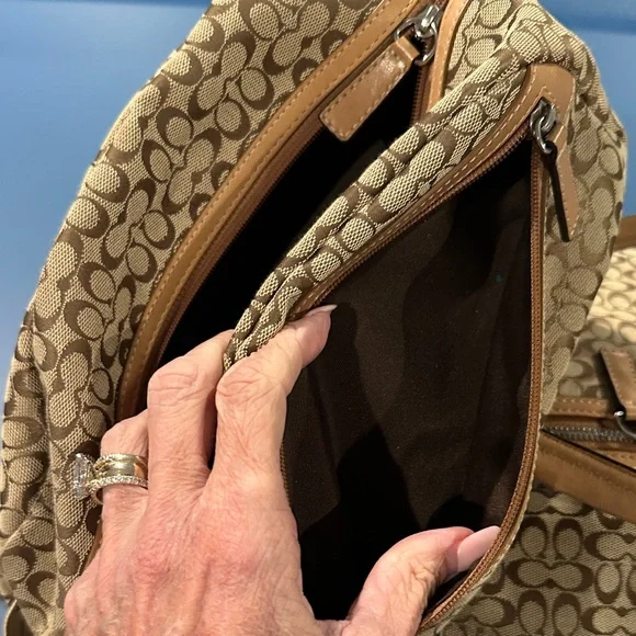 Coach Brown Canvas Signature Travel Bag & Makeup tote - Picture 16 of 16